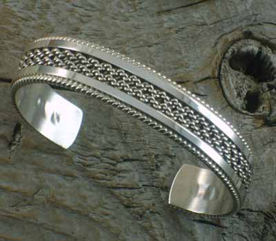 Native American Sterling Silver Cuff Bracelet - sz 6.75